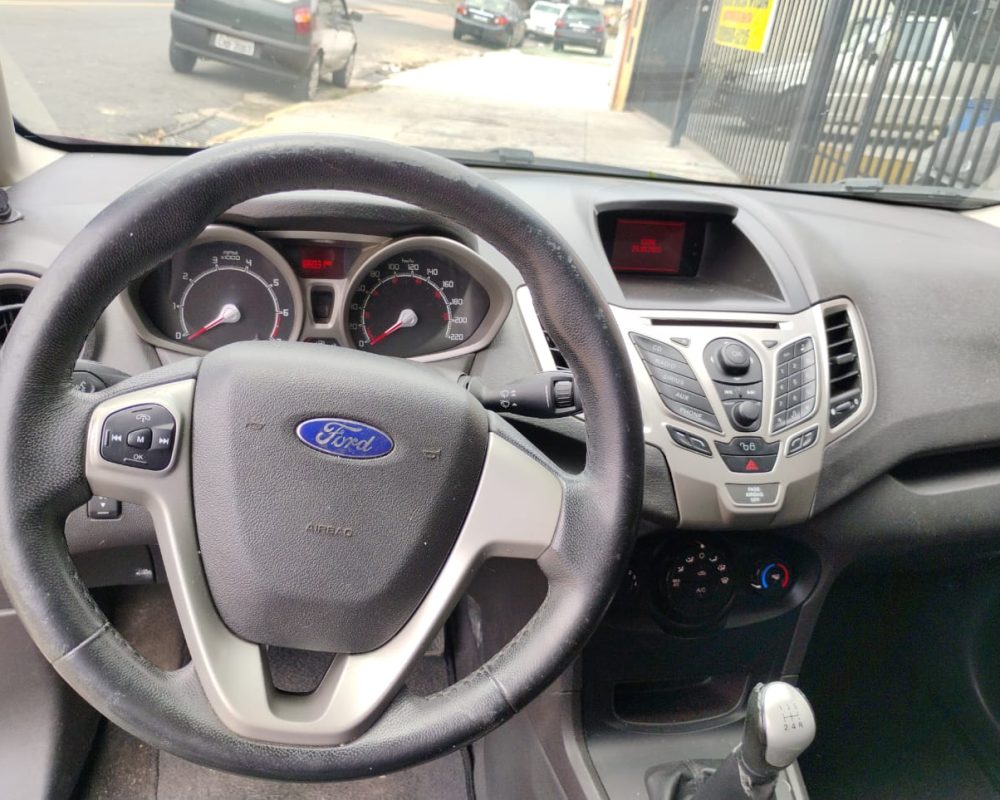 WhatsApp Image 2025-10-29 at 1.37.09 PM (4)