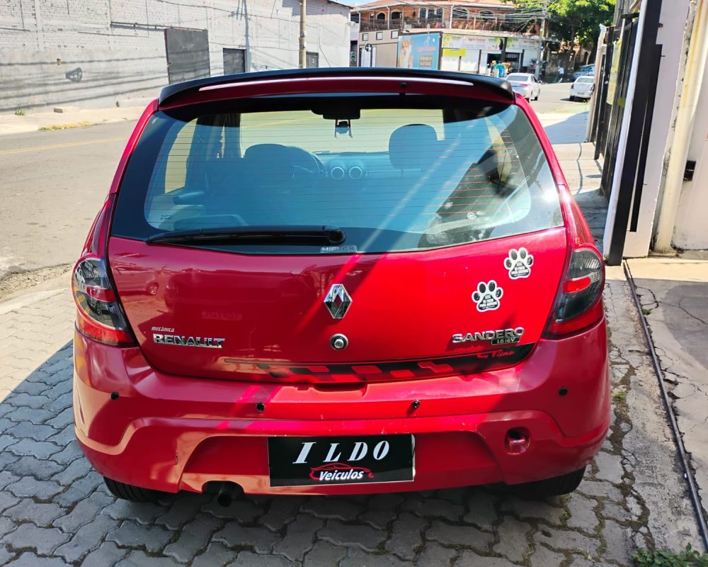 WhatsApp Image 2025-12-06 at 11.51.22 AM